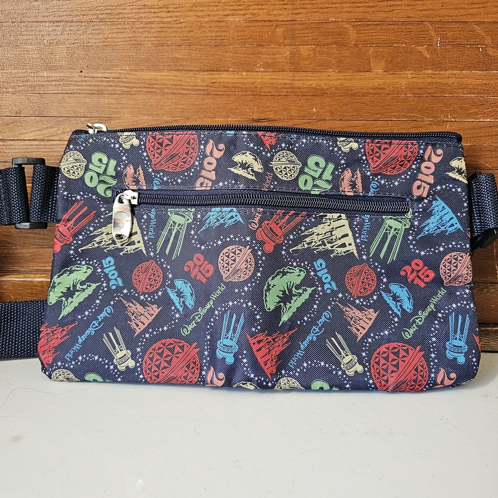 Disney World 2015 Multicolor Fanny Pack Style Bag - Picture 4 of 4